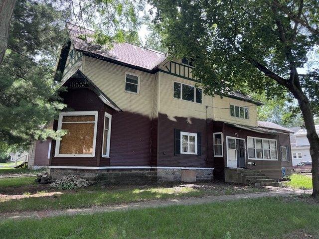 House for sale in Dowagiac, Michigan