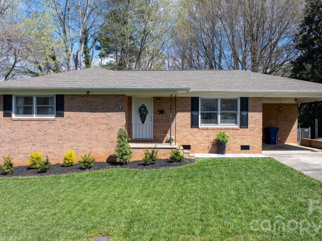 Property for sale in Stanley, North Carolina