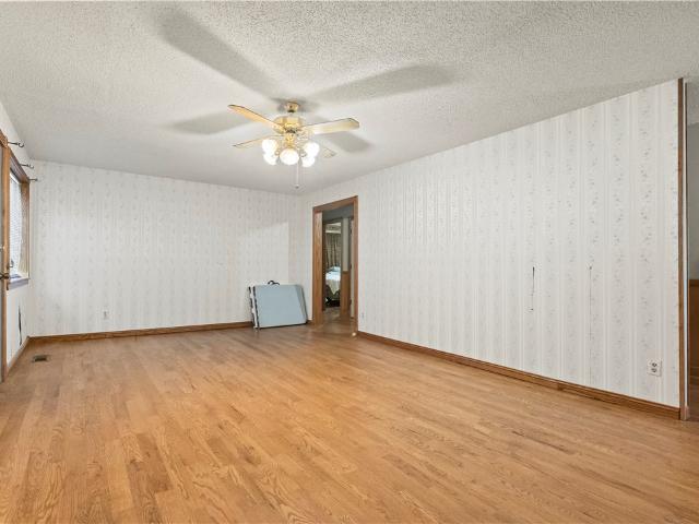 House for sale in Harrison, Boone County