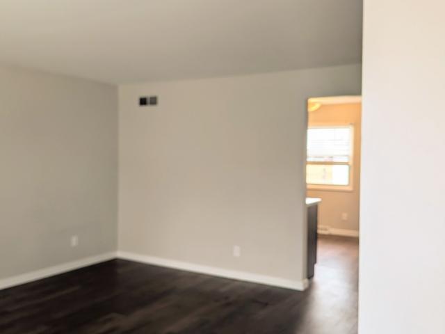 House for sale in Fairway Knolls, Bloomington