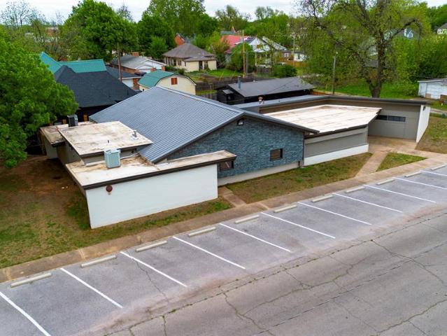 Commercial for sale in Chickasha, Oklahoma