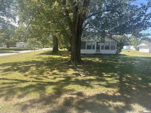 House for sale in Iuka, Illinois