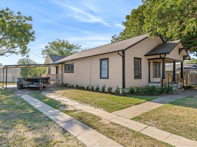 House for sale in Edgewood, Texas