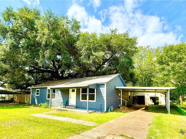 House for sale in Edna, Texas