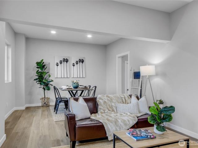 House for sale in Aberdeen, Washington