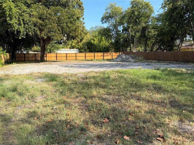 Land for sale in Farmersville, Collin County