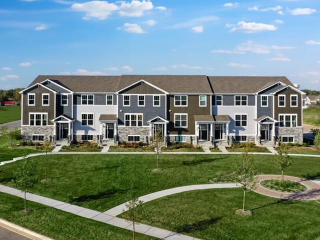 Townhouse for sale in Dundee, Illinois