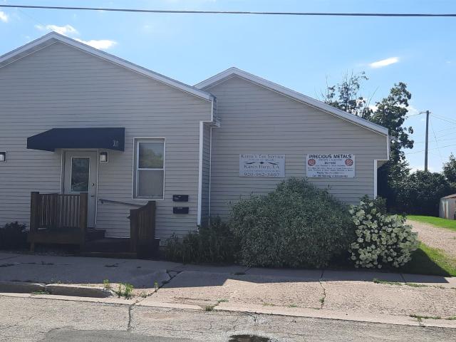 Commercial for sale in New London, Wisconsin