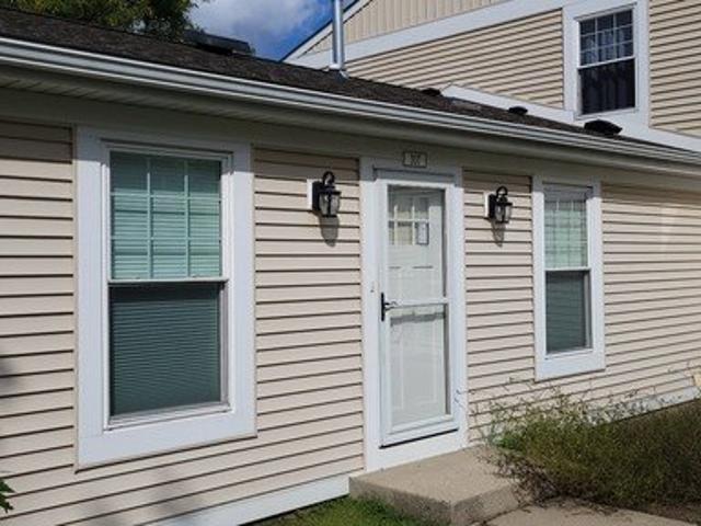 Condo for sale in Vernon Hills, Illinois