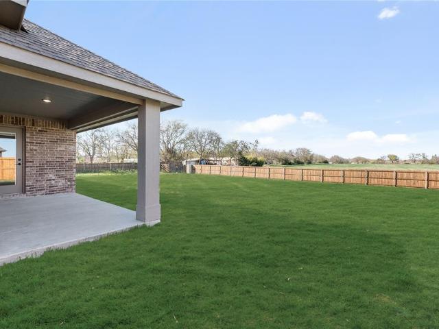 House for sale in Ellis, Texas