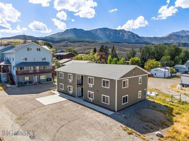 House for sale in Gardiner, Montana