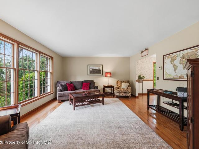 House for sale in Chinchilla, Pennsylvania