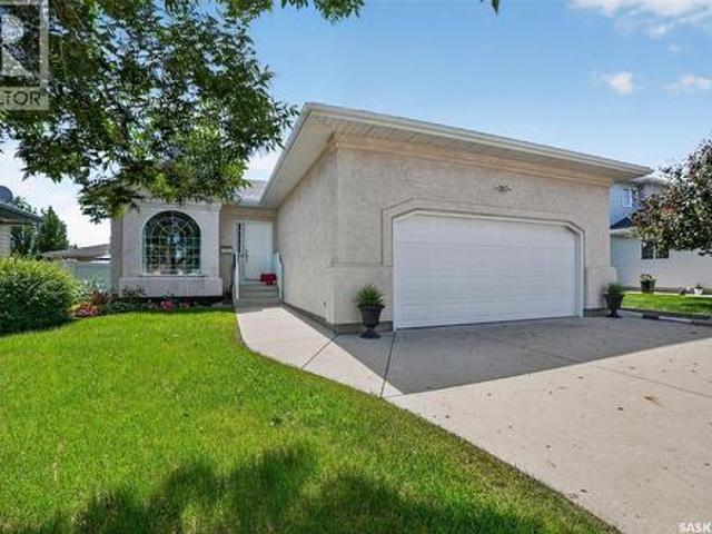 House for sale in Saskatoon, Saskatchewan