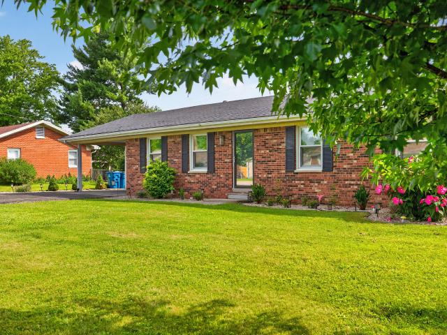 House for sale in Lawrenceburg, Kentucky