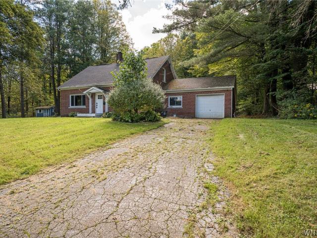 House for sale in Town of Napoli, Town of Little Valley