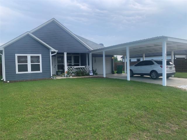 House for sale in Milam, Texas