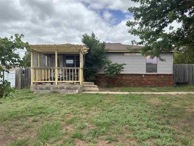 House for sale in Fletcher, Oklahoma