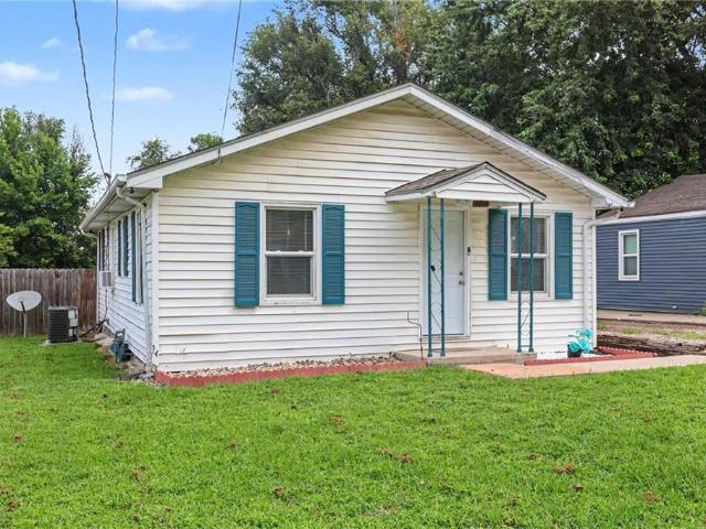 House for sale in Buchanan, Missouri
