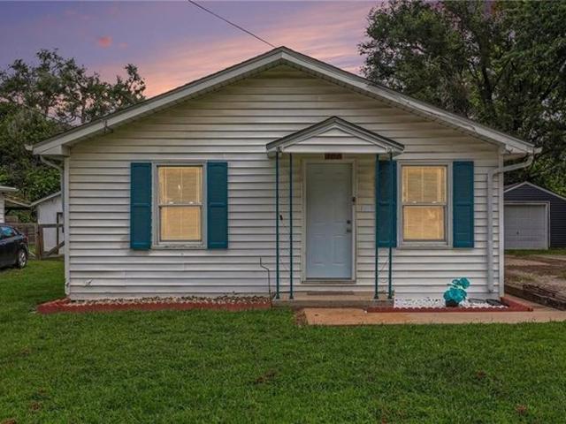 House for sale in Buchanan, Missouri