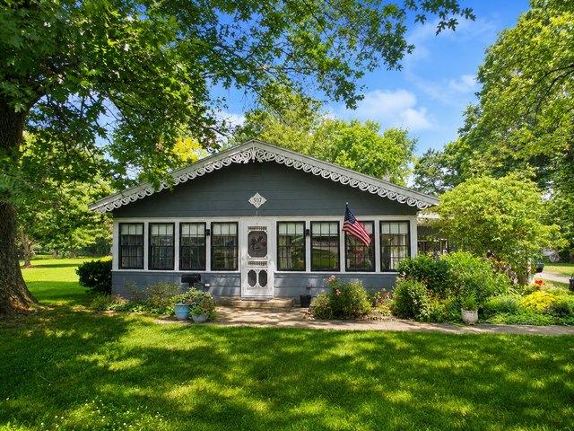 House for sale in Benton, Illinois