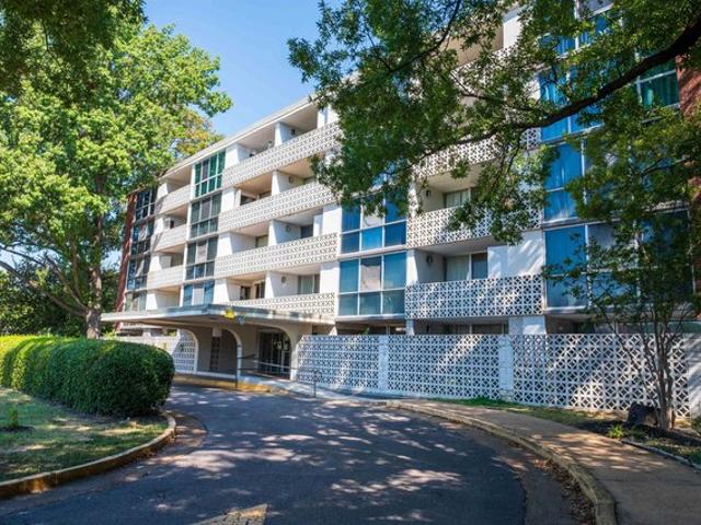 Condo for sale in Memphis, West Tennessee