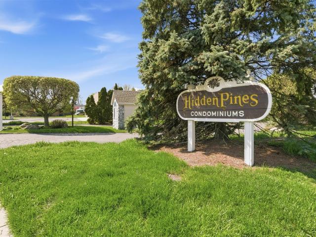 Condo for sale in Roseville, Michigan