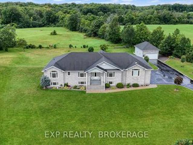 House for sale in South Frontenac, Ontario