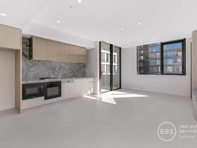 Apartment for rent in Willoughby