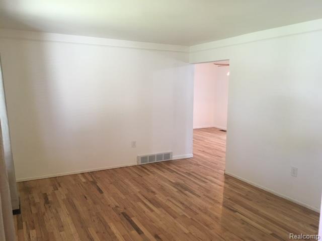 House for sale in Madison Heights