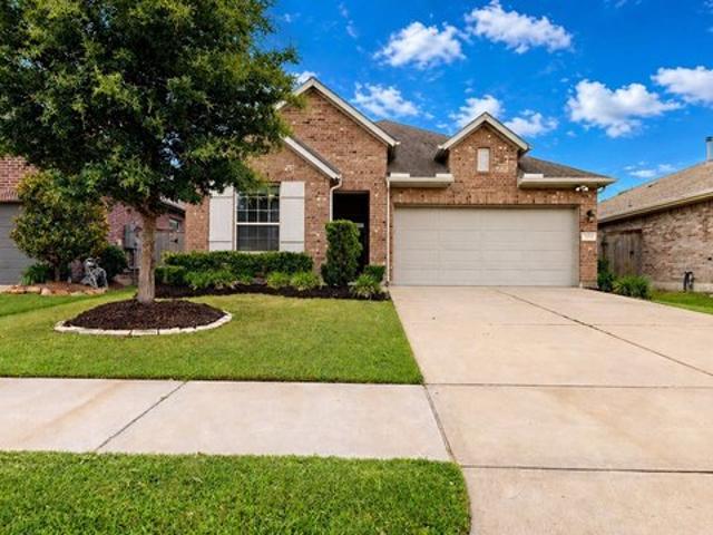 House for sale in Brookshire, Texas