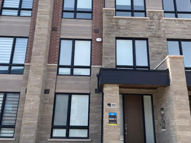 Townhouse for sale in Woburn, Ontario