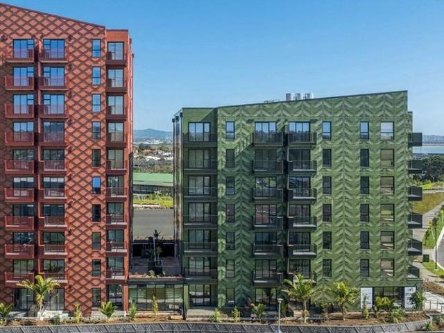 Apartment for rent in Point Chevalier, Albert-Eden