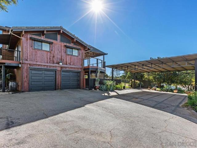 House for sale in Valley Center, California