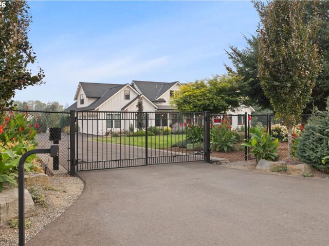 House for sale in Boring, Clackamas County