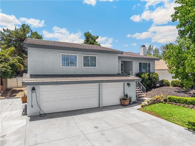 House for sale in Canyon Lake, California