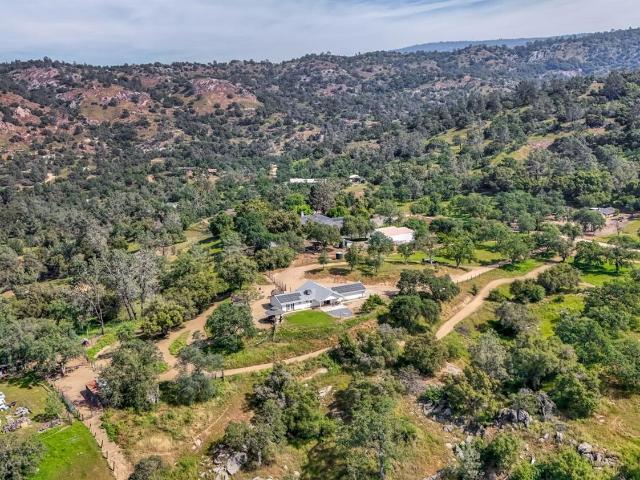 House for sale in Prather, California
