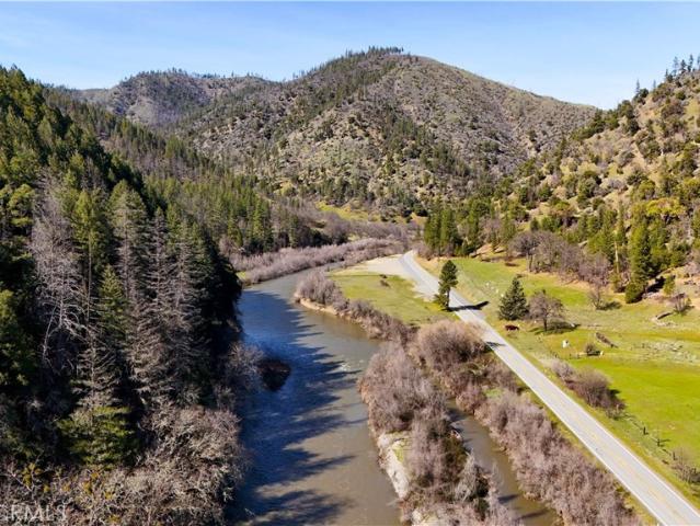 House for sale in Horse Creek, California