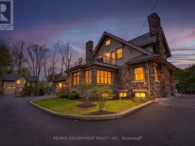 House for sale in Burlington, Ontario