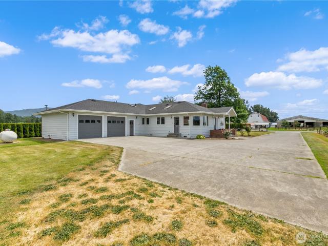 House for sale in Everson, Washington