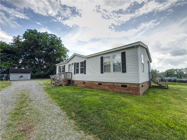 House for sale in Pilot Mountain, North Carolina