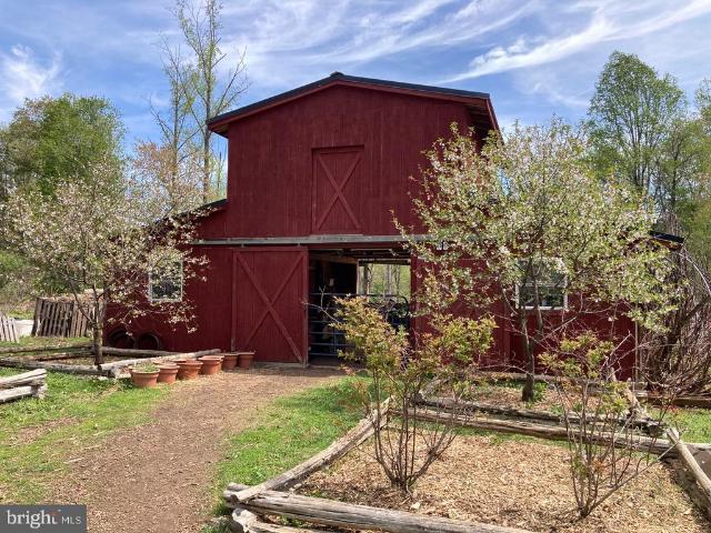 House for sale in Amissville, Rappahannock County