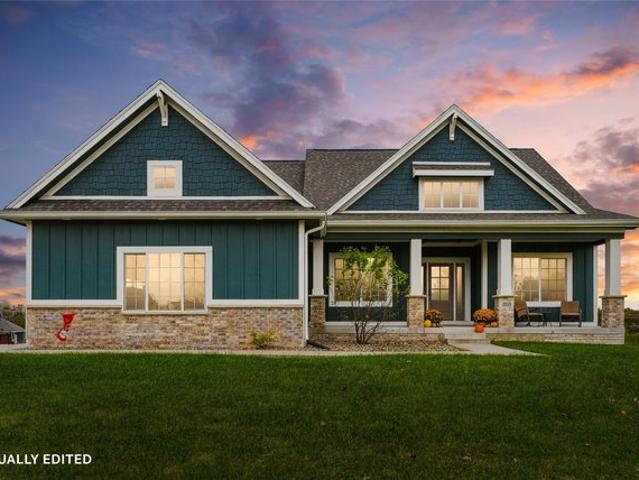 House for sale in Bos Ridge, Pella