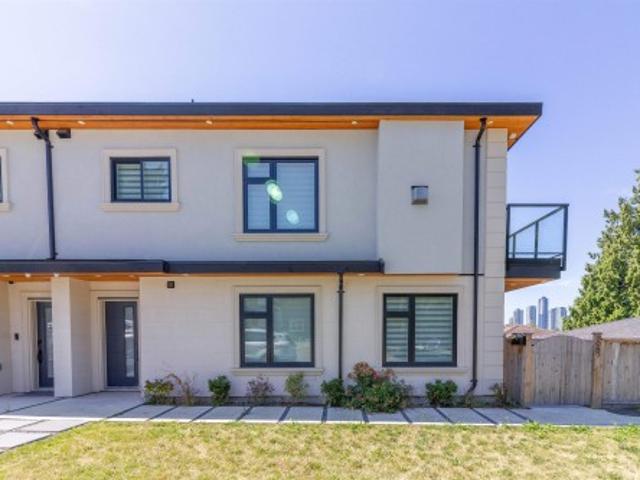 Duplex for sale in Burnaby, British Columbia