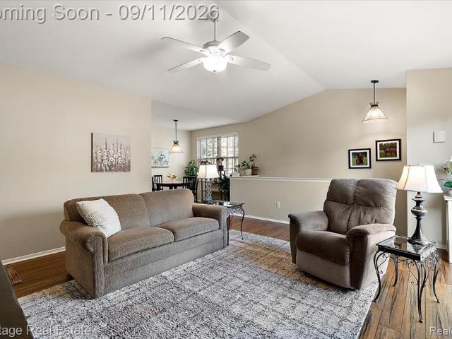 Condo for sale in High Point Ridge, Orion Charter Township