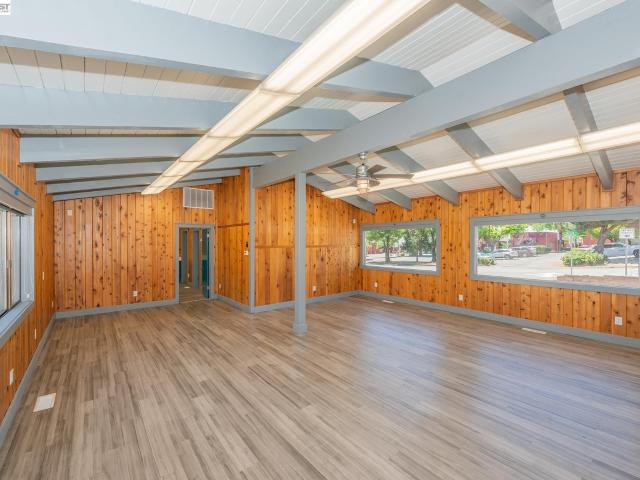 Commercial for sale in Weaverville, California
