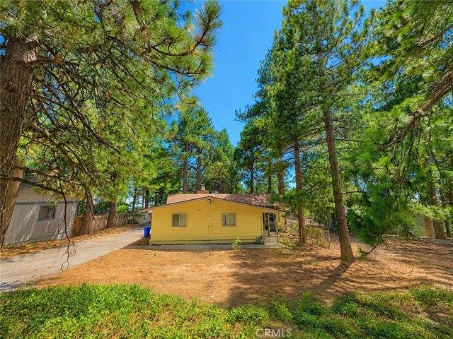 House for sale in Green Valley Lake, California