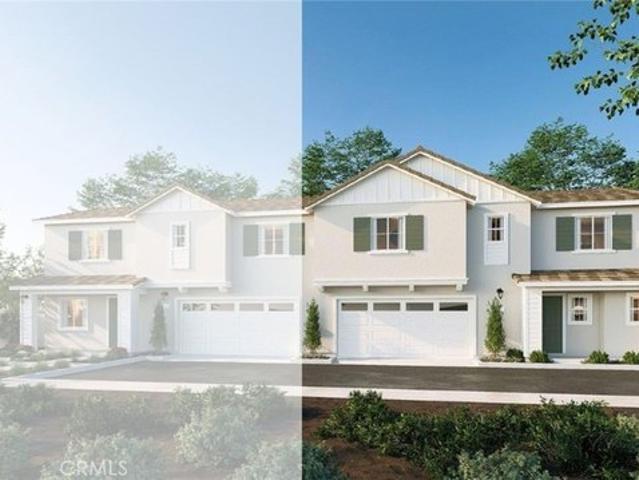 Townhouse for sale in Lake Elsinore, California