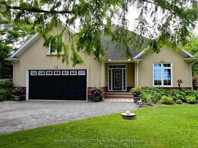 House for sale in Niagara, Ontario