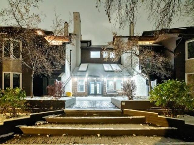 Condo for sale in Garneau, Edmonton