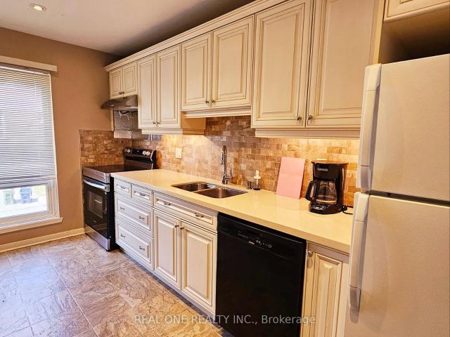 Condo for rent in Woburn, Ontario